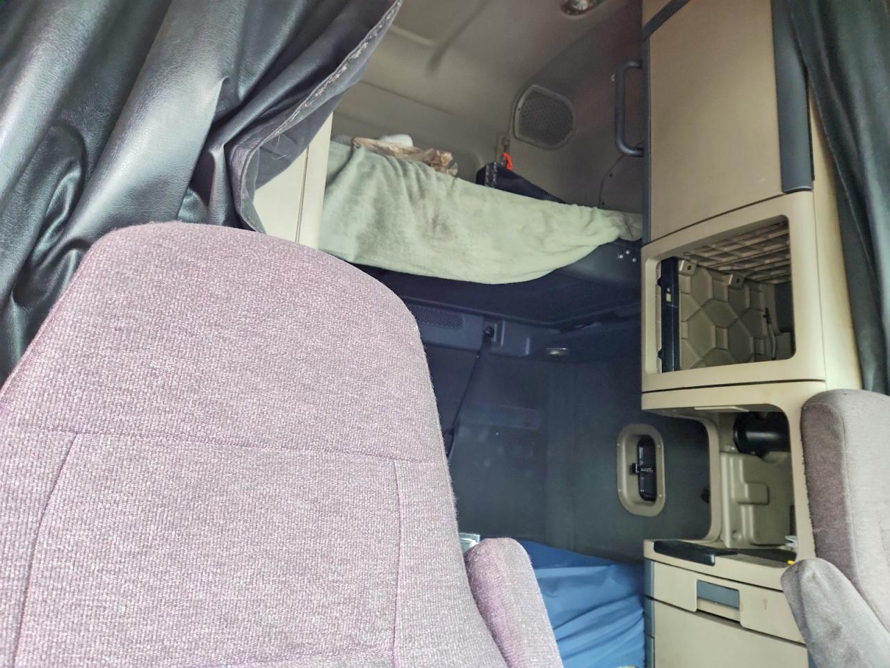 2017 FREIGLINER All other VIN 1FUJGLDR0HLHN0224 photo 6
