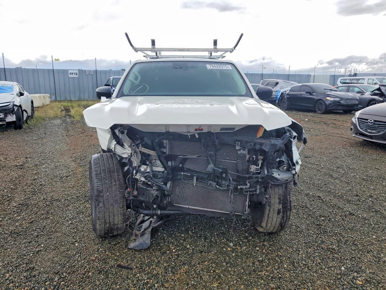 2024 NISS Frontier VIN 1N6ED1CL7RN660233 photo 5