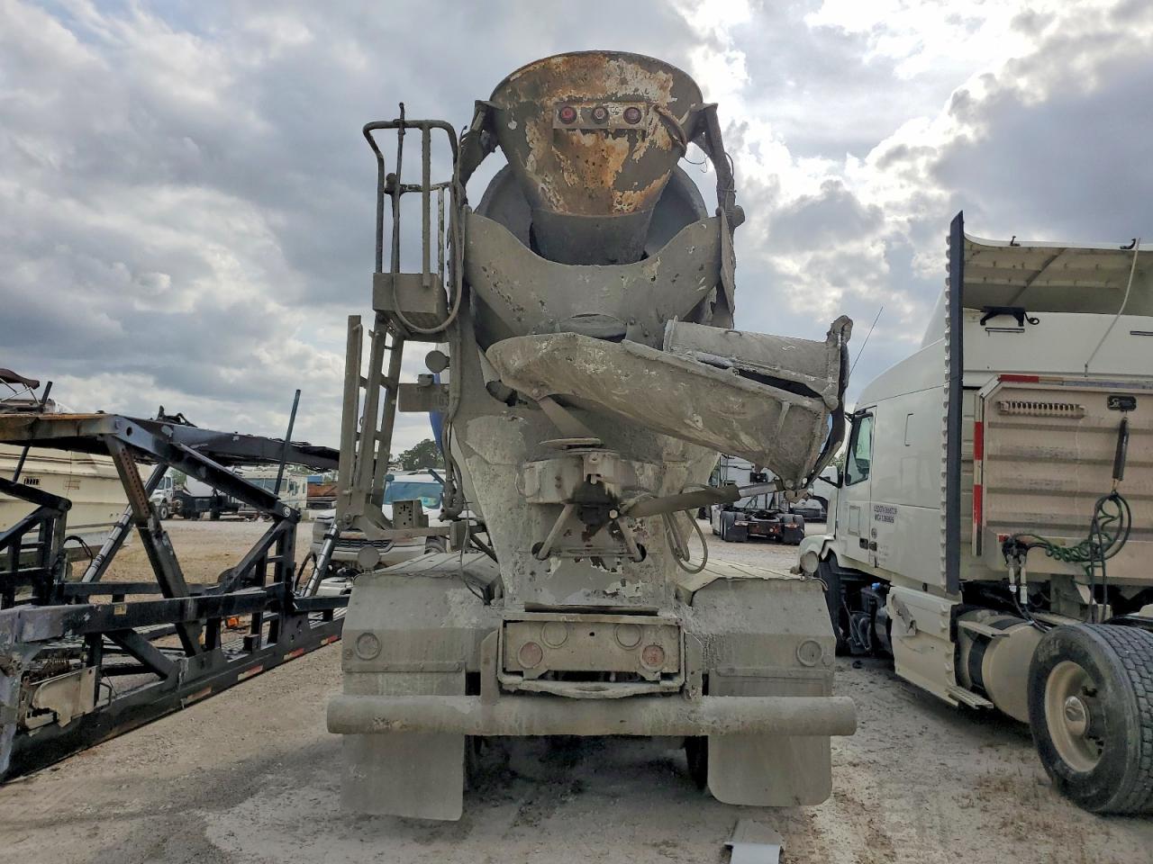 2020 MACK All other VIN 1M2GR2GC8LM013488 photo 6