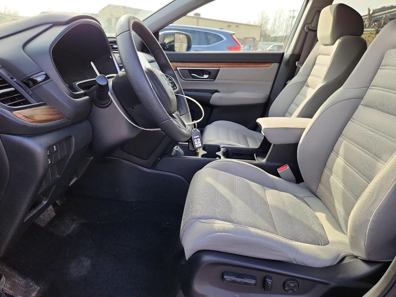 2017 Honda Crv VIN 2HKRW2H53HH668407 photo 7
