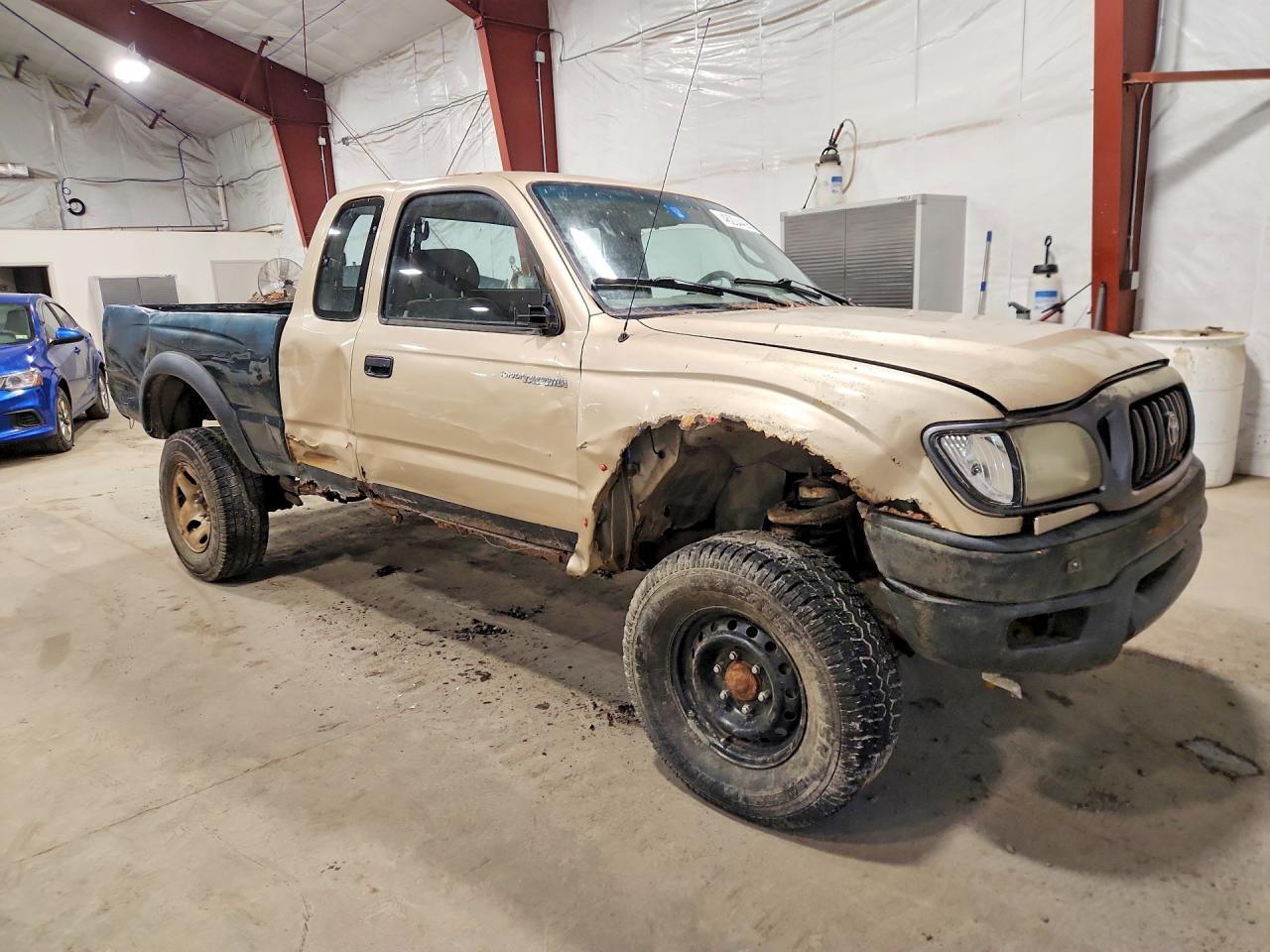 2002 TOYOTA Tacoma VIN 5TEWM72N12Z006697 photo 4