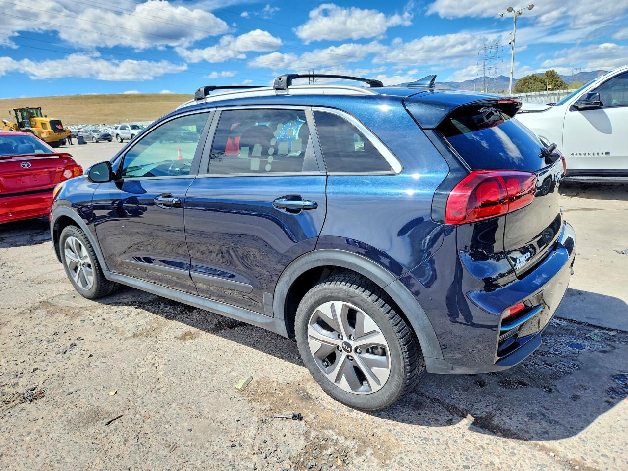 2020 Kia Niro VIN KNDCC3LG1L5038858 photo 2