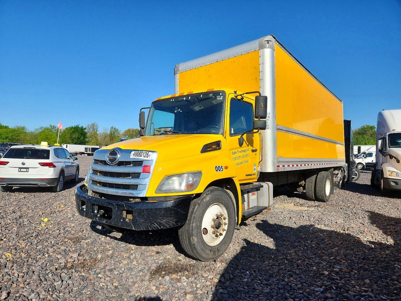 2019 HINO All other VIN 5PVNJ8JV1K4S70636 photo 2