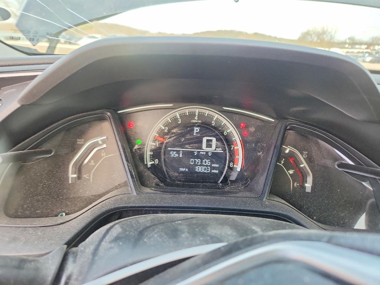2018 Honda Civic VIN 19XFC2F58JE042165 photo 9