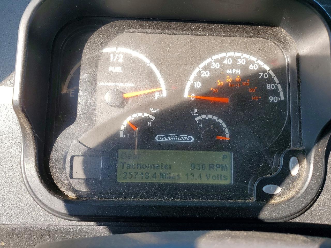 2021 FREIGHTLINER All other VIN 4UZAC2GA2MCMM9296 photo 9