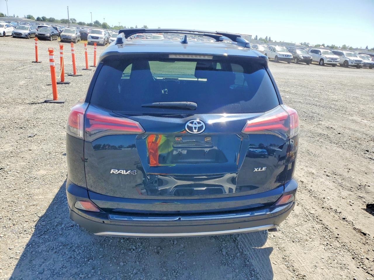 2017 Toyota Rav4 VIN 2T3WFREV4HW346304 photo 6