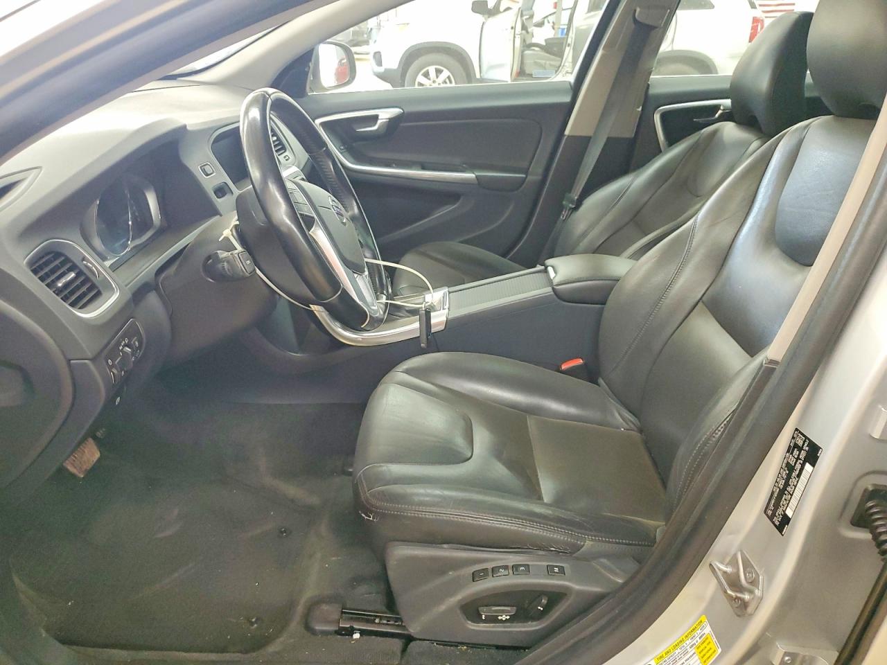 2015 Volvo V60 VIN YV140MEK1F1255062 photo 7