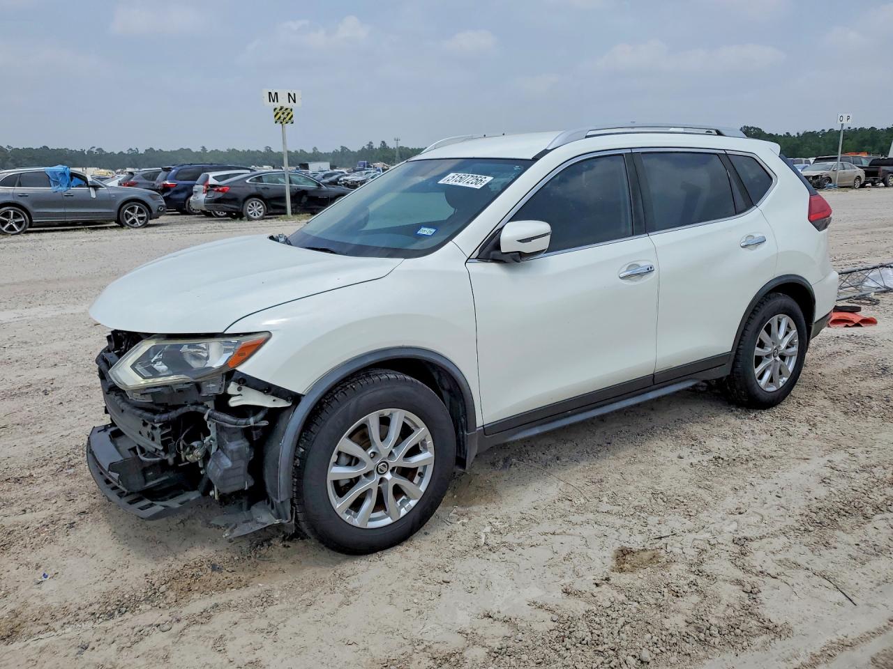 2017 Nissan Rogue sv VIN JN8AT2MTXHW147595 photo 1