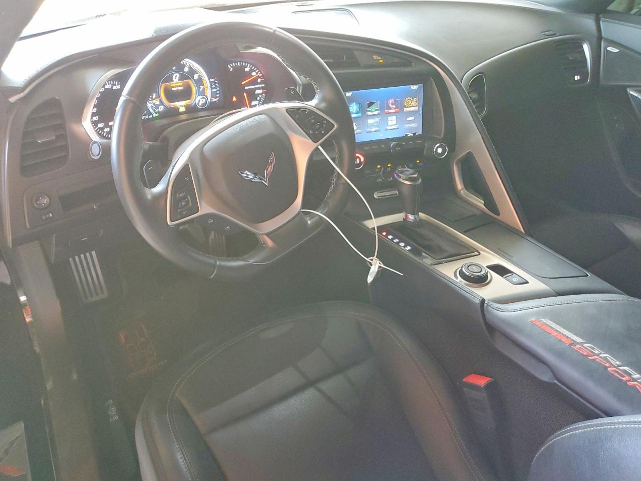 2017 Chevrolet Corvette VIN 1G1YW2D79H5101985 photo 8