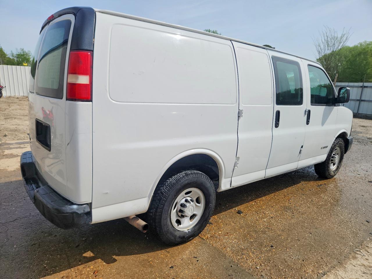 2015 CHEV Express VIN 1GCWGFFF8F1238928 photo 3