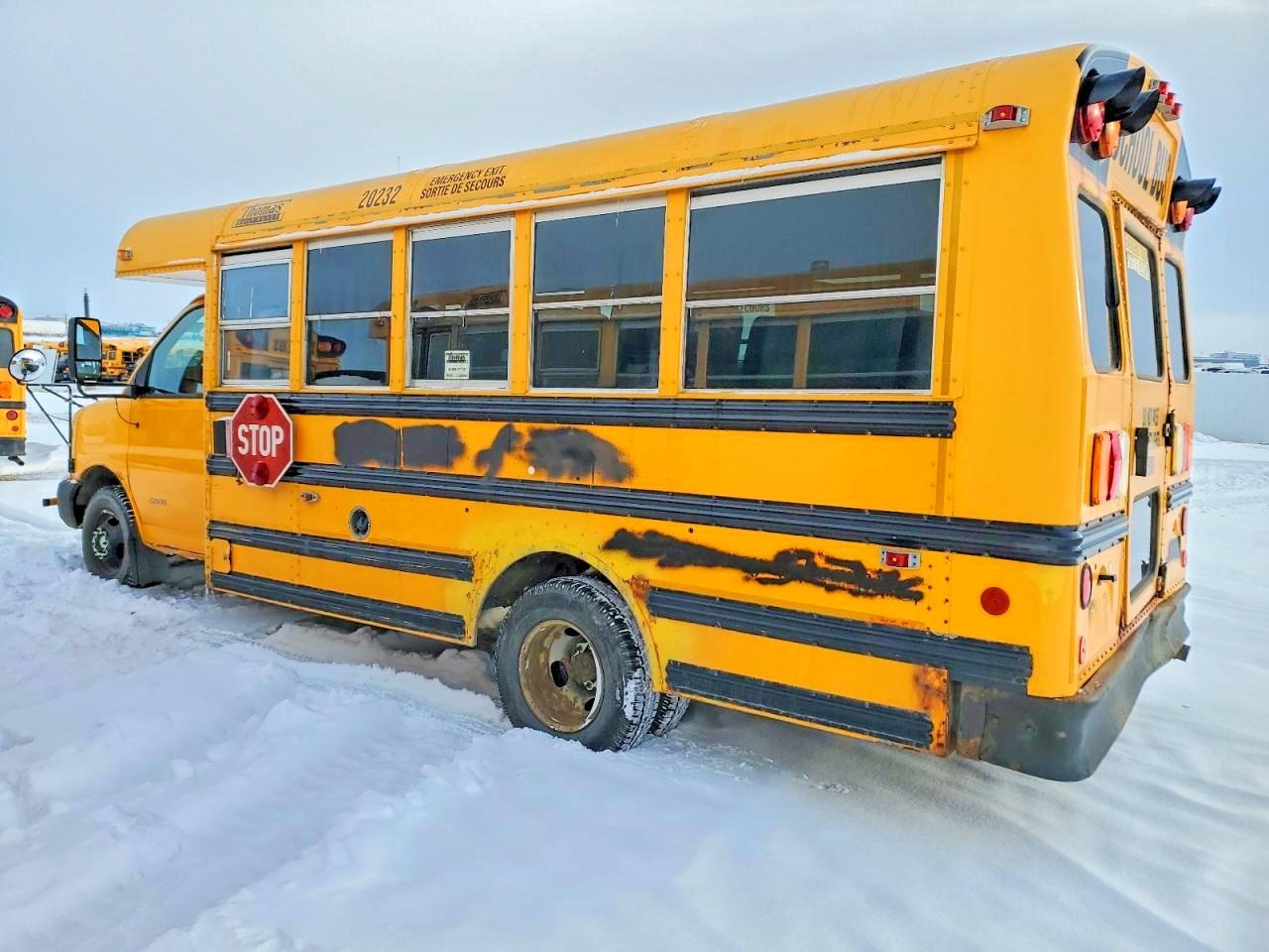 2010 CHEV Express VIN 1GB9G5AG0A1164408 photo 2