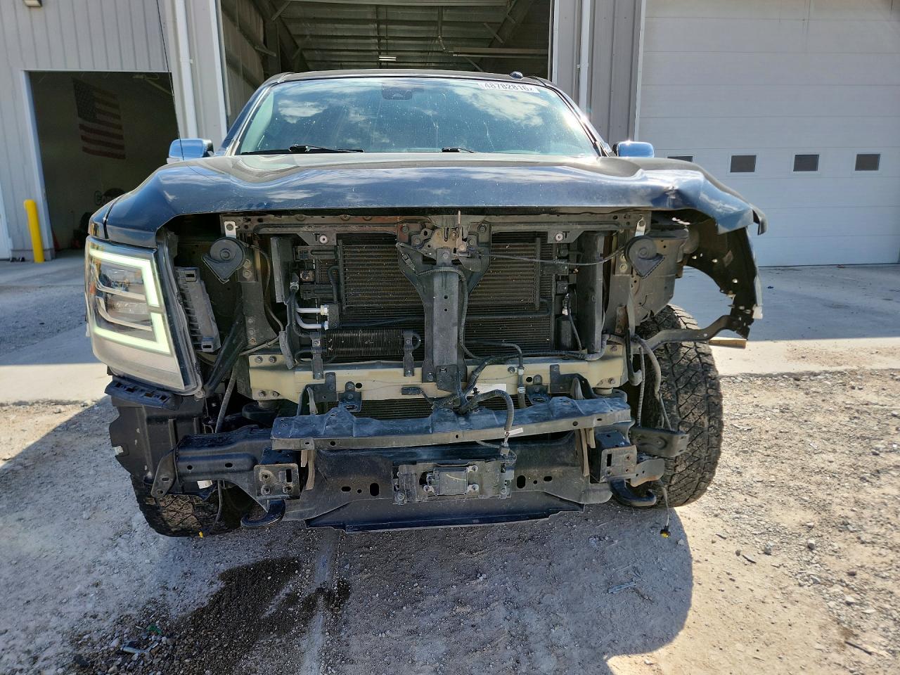 2020 Nissan TITAN VIN 1N6AA1ED8LN500480 photo 5