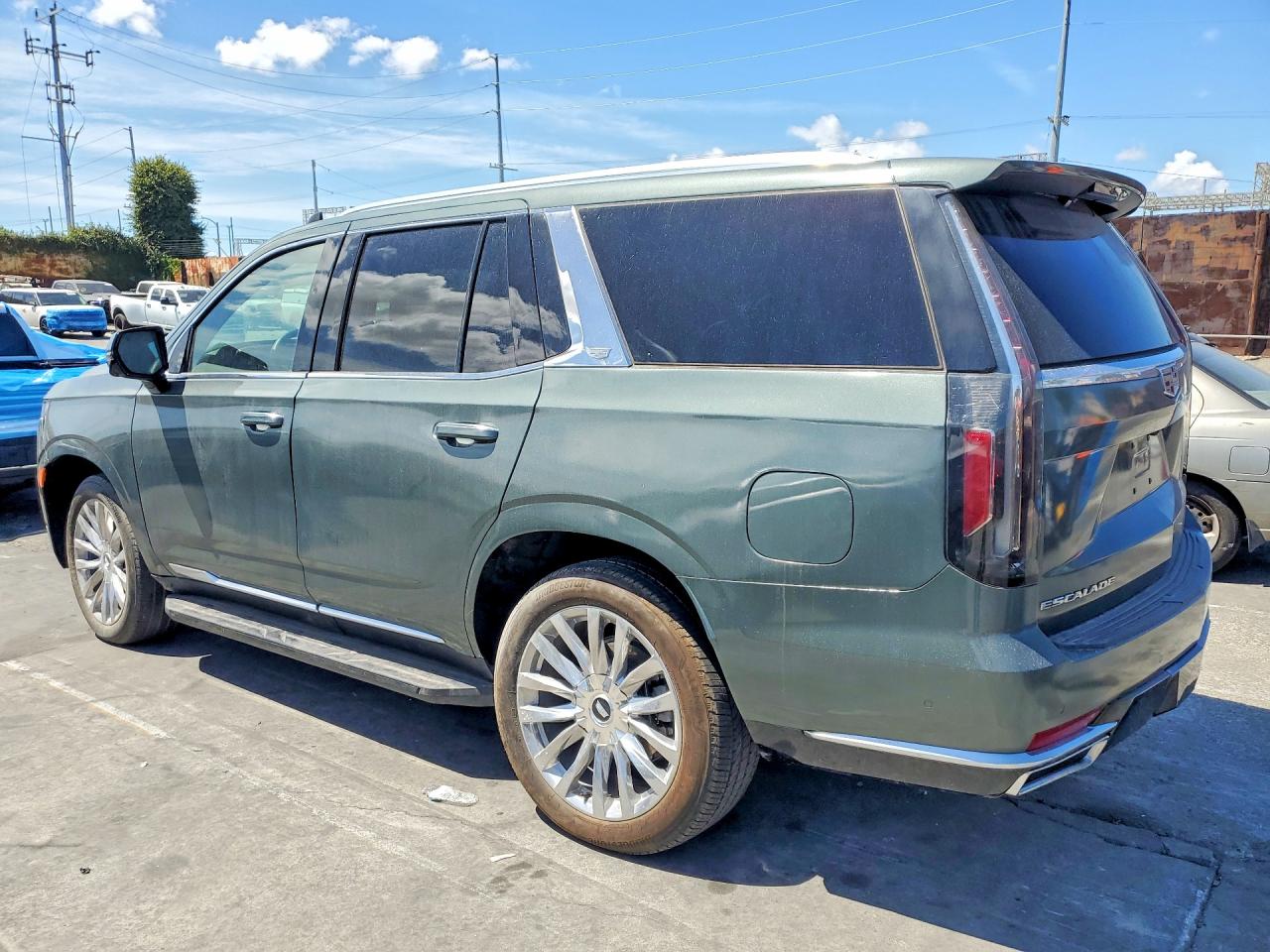 2024 Cadillac Escalade VIN 1GYS4CKL4RR191446 photo 2