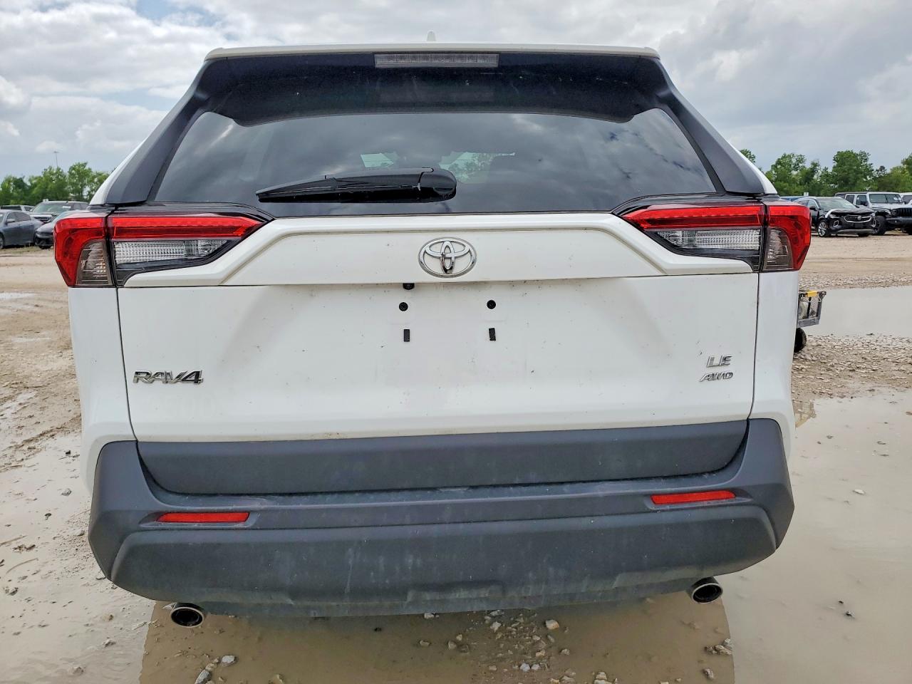 2025 Toyota Rav4 VIN 2T3F1RFV4SW522904 photo 6