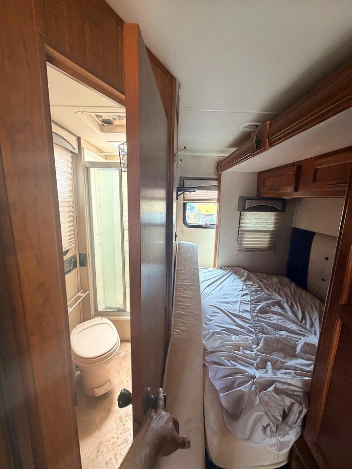 2016 Jayco Sprinter VIN WDAPF4CCXG9659982 photo 6