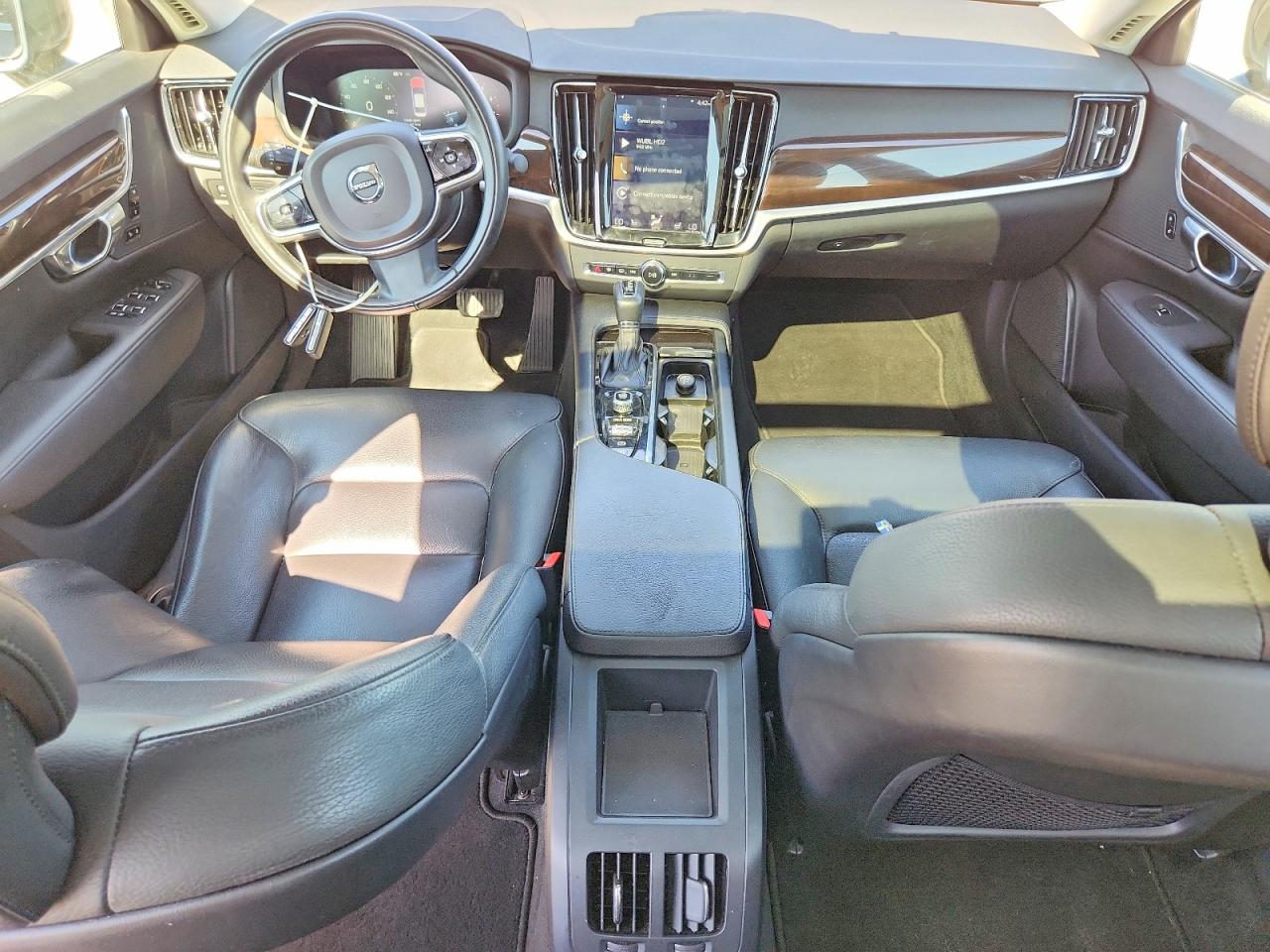 2019 Volvo S90 VIN LVY102AK8KP106313 photo 8