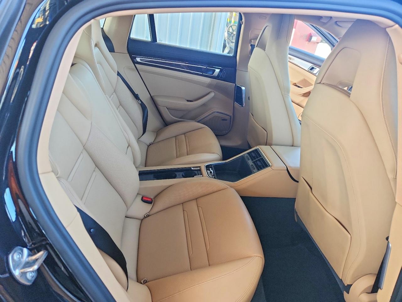 2018 Porsche Panamera VIN WP0AA2A70JL116193 photo 10