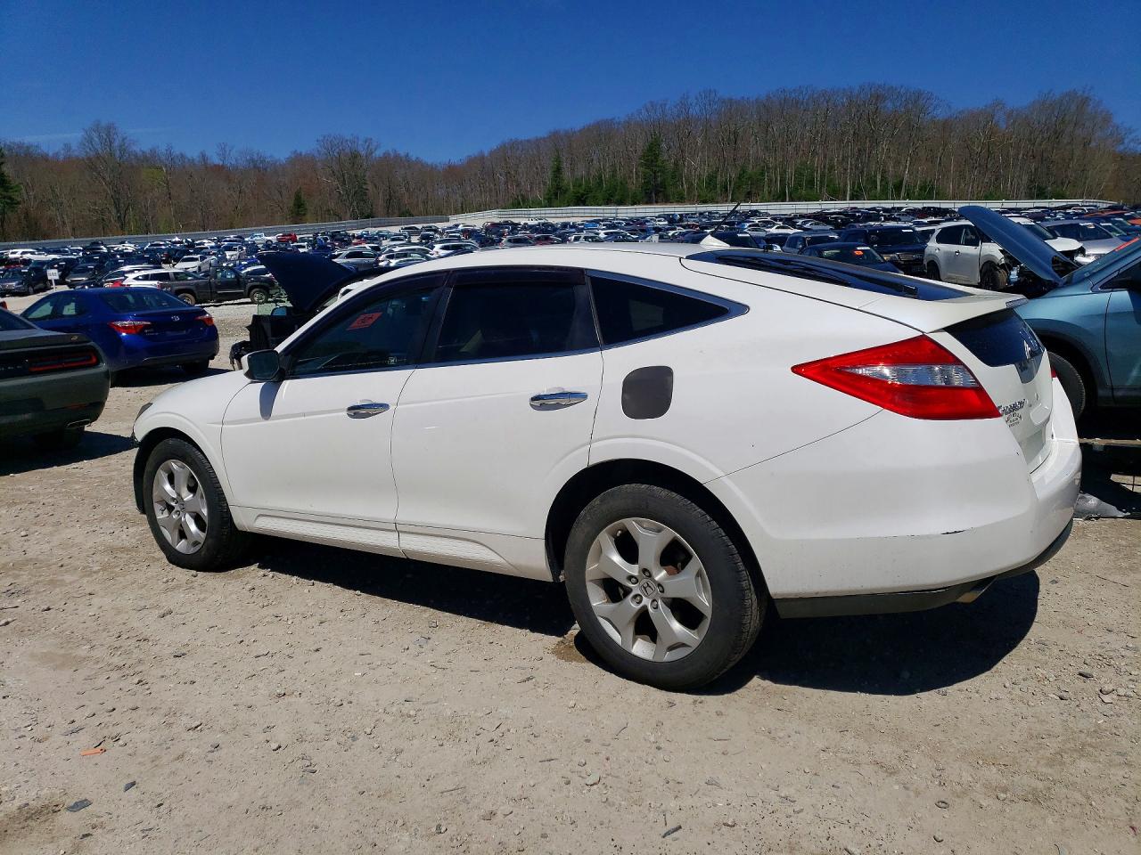 2012 Honda Crosstour VIN 5J6TF2H54CL002824 photo 2