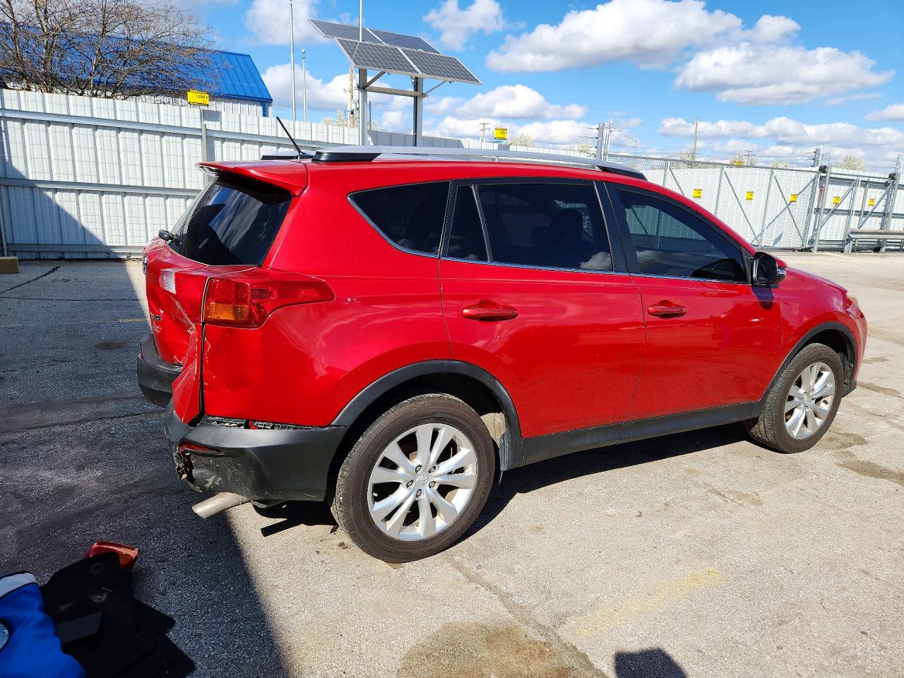 2015 Toyota Rav4 VIN JTMDFREV2FD099110 photo 3
