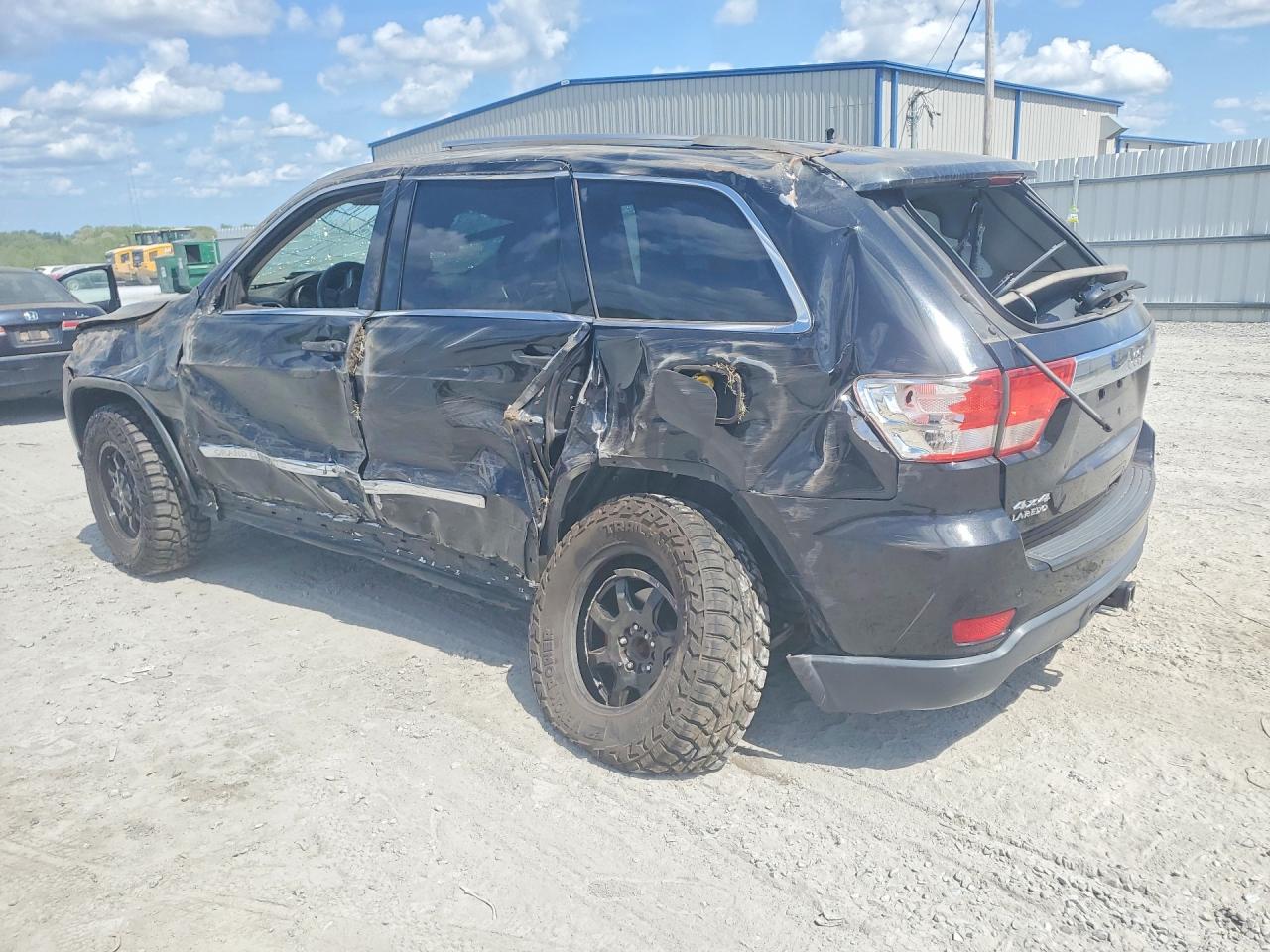 2012 Jeep Cherokee VIN 1C4RJFAG7CC290274 photo 2