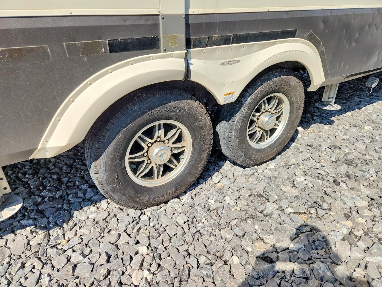 2019 GRAND Solitude VIN 573FS4320K9900123 photo 8