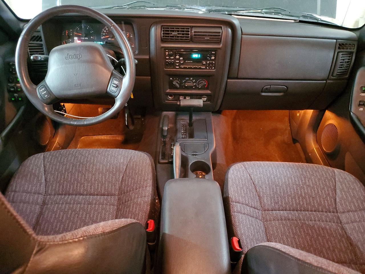 2001 Jeep Cherokee VIN 1J4FF48S41L608426 photo 8