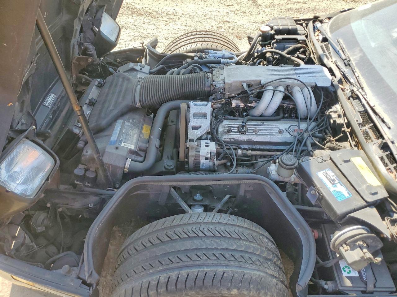 1990 Chevrolet Corvette VIN 1G1YY3381L5120520 photo 11