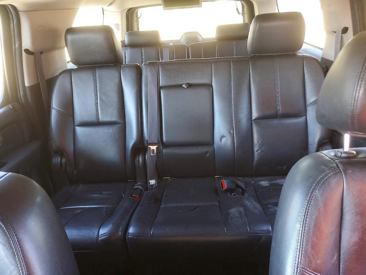 2014 CHEVROLET Suburban VIN 1GNSKJE75ER201059 photo 10