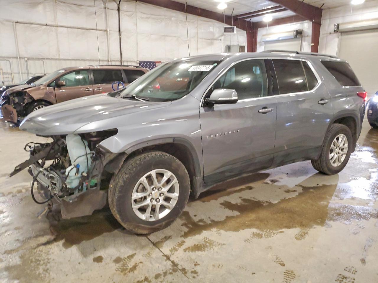 2019 Traverse VIN 1GNEVGKWXKJ150431 photo 1