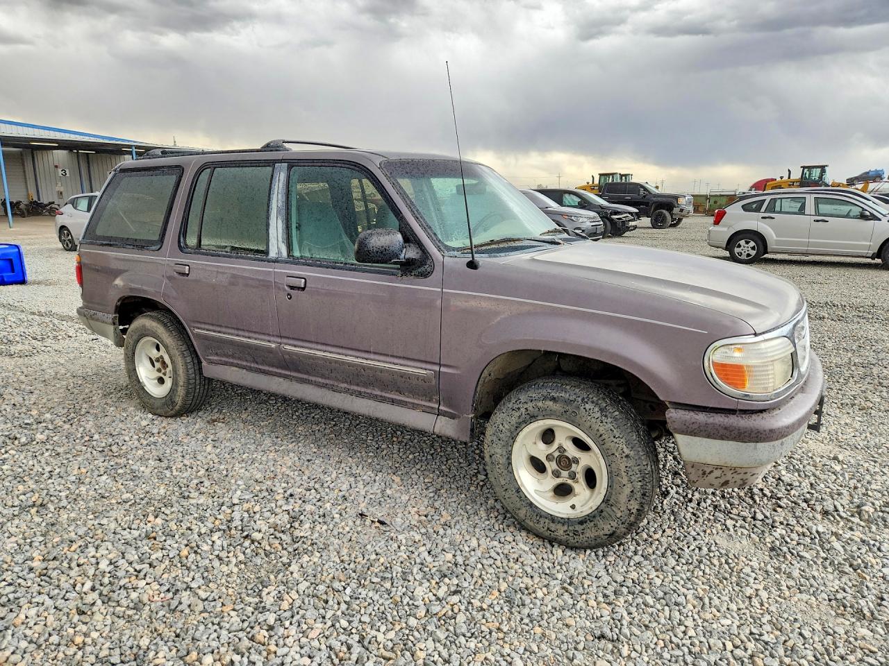 1997 FORD Explorer VIN 1FMDU34E6VZA96194 photo 4
