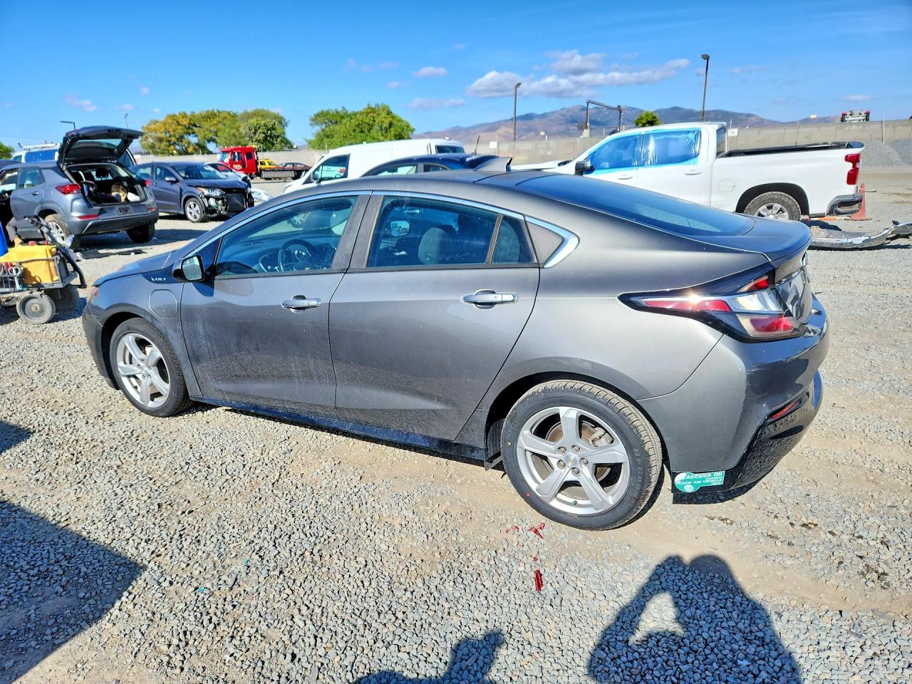 2016 Chevrolet Volt VIN 1G1RC6S5XGU124072 photo 2