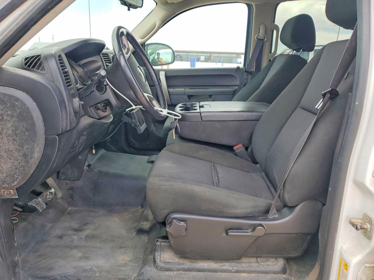 2011 Chevrolet Silverado VIN 3GCPKSE38BG164523 photo 7