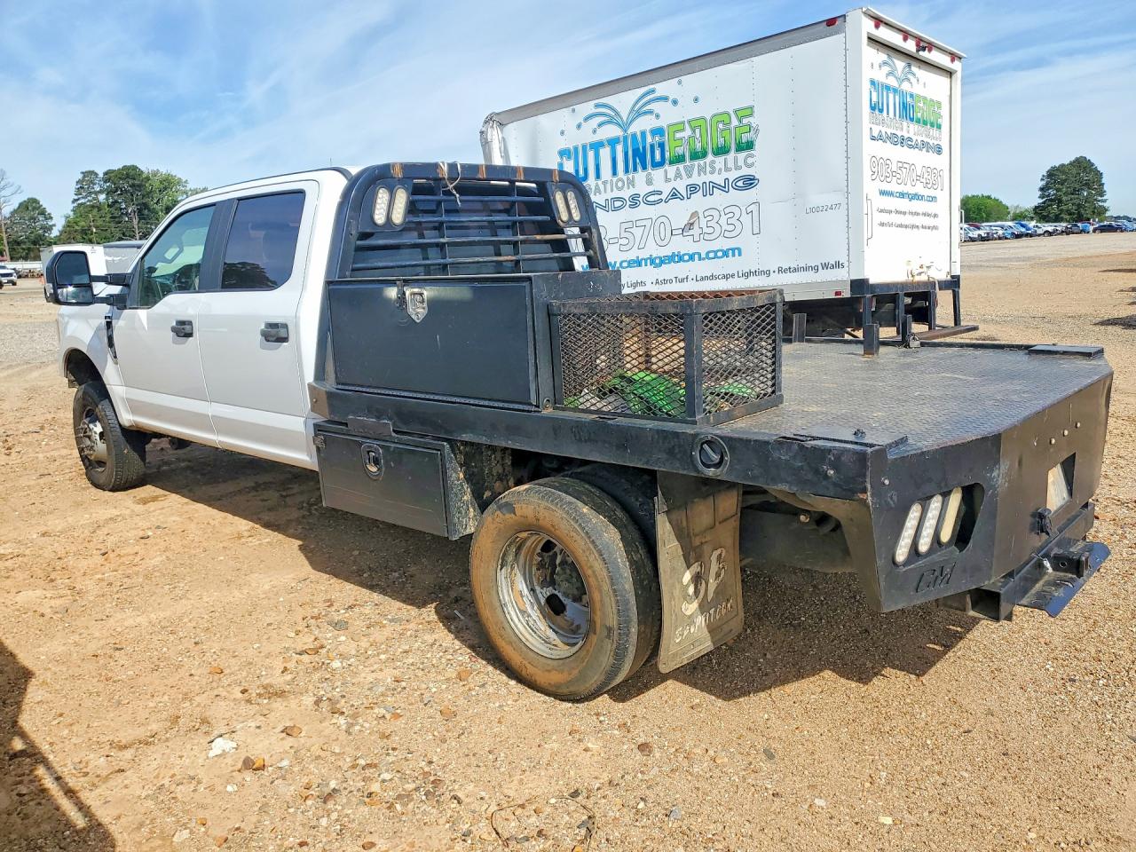 2018 Ford F350 VIN 1FD8W3H66JEB71380 photo 2