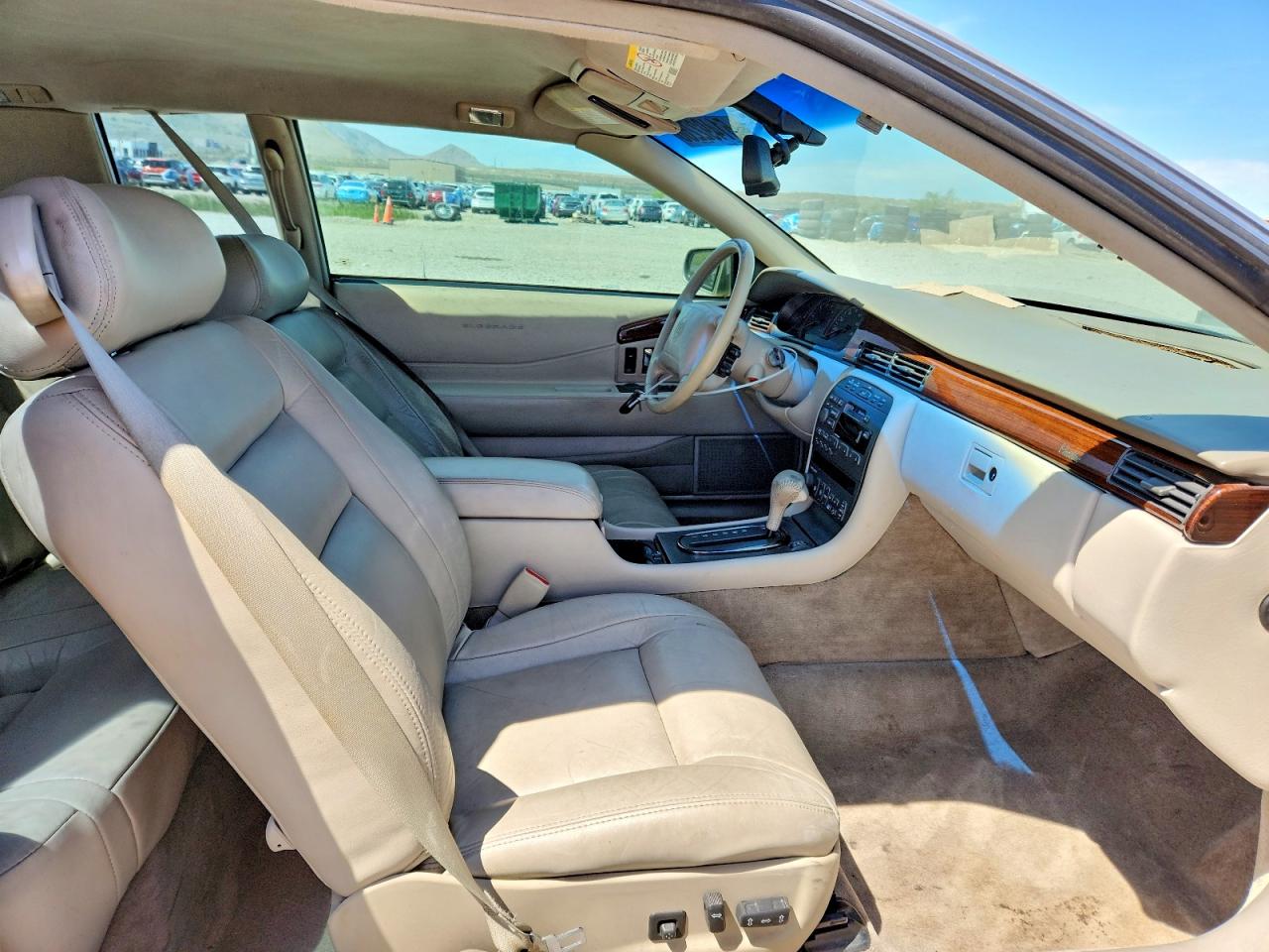 2001 Cadillac Eldorado VIN 1G6EL12Y21B102706 photo 10