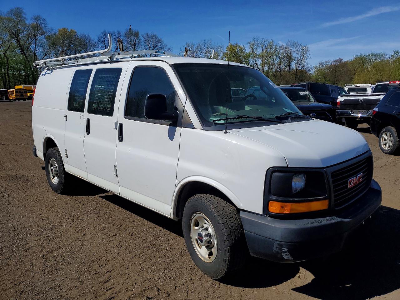 2016 GMC Savana VIN 1GTW7AFF8G1205173 photo 4
