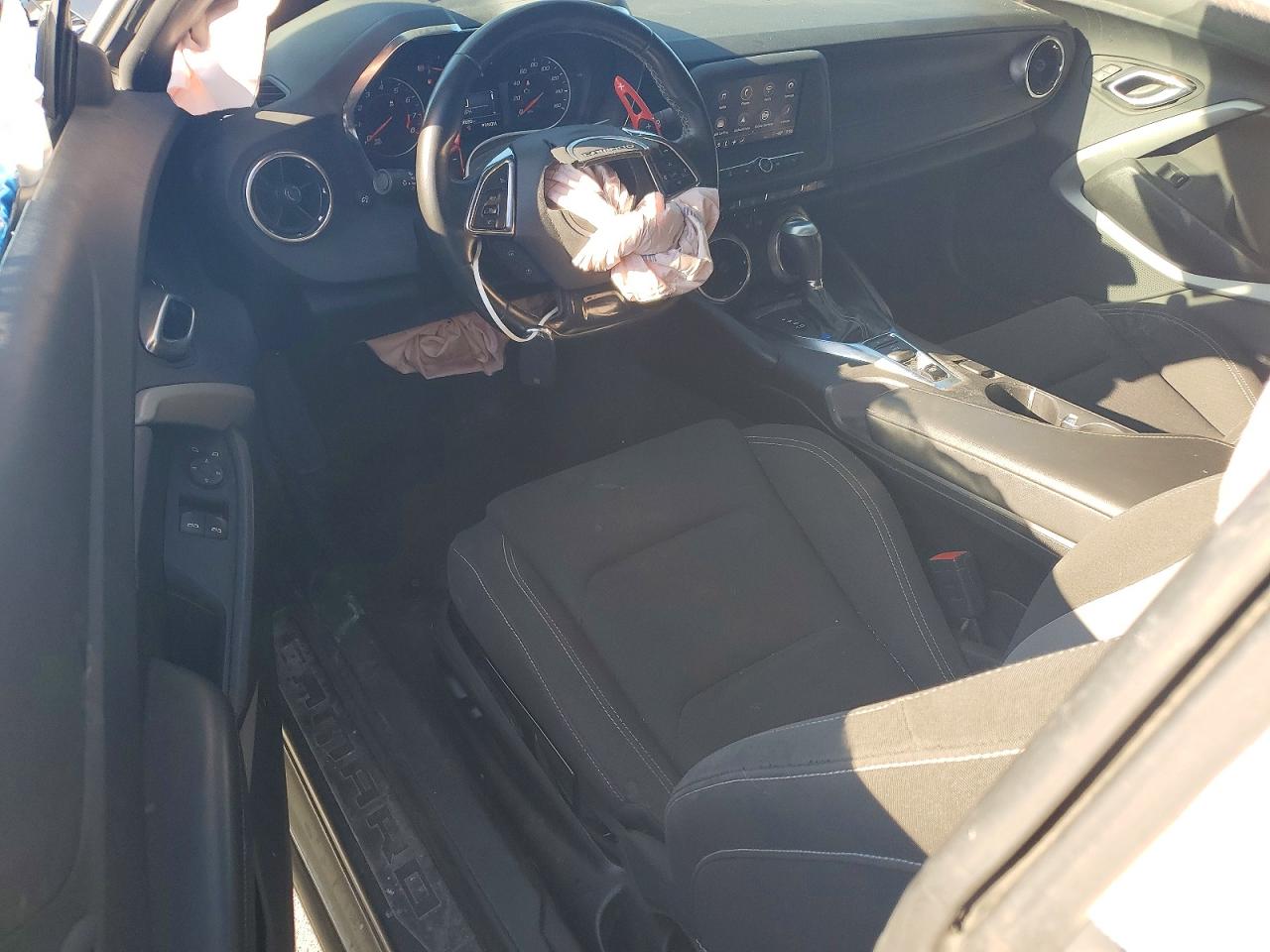 2023 Chevrolet Camaro VIN 1G1FB1RX0P0156309 photo 8
