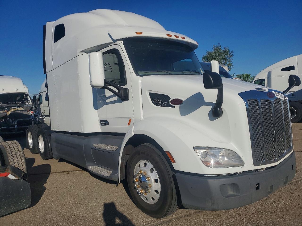 2020 PETERBILT All other VIN 1XPBDP9X0LD688857 photo 1