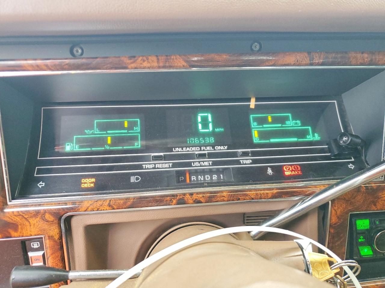 1988 Chrysler New yorker VIN 1C3BU6631JD113553 photo 9