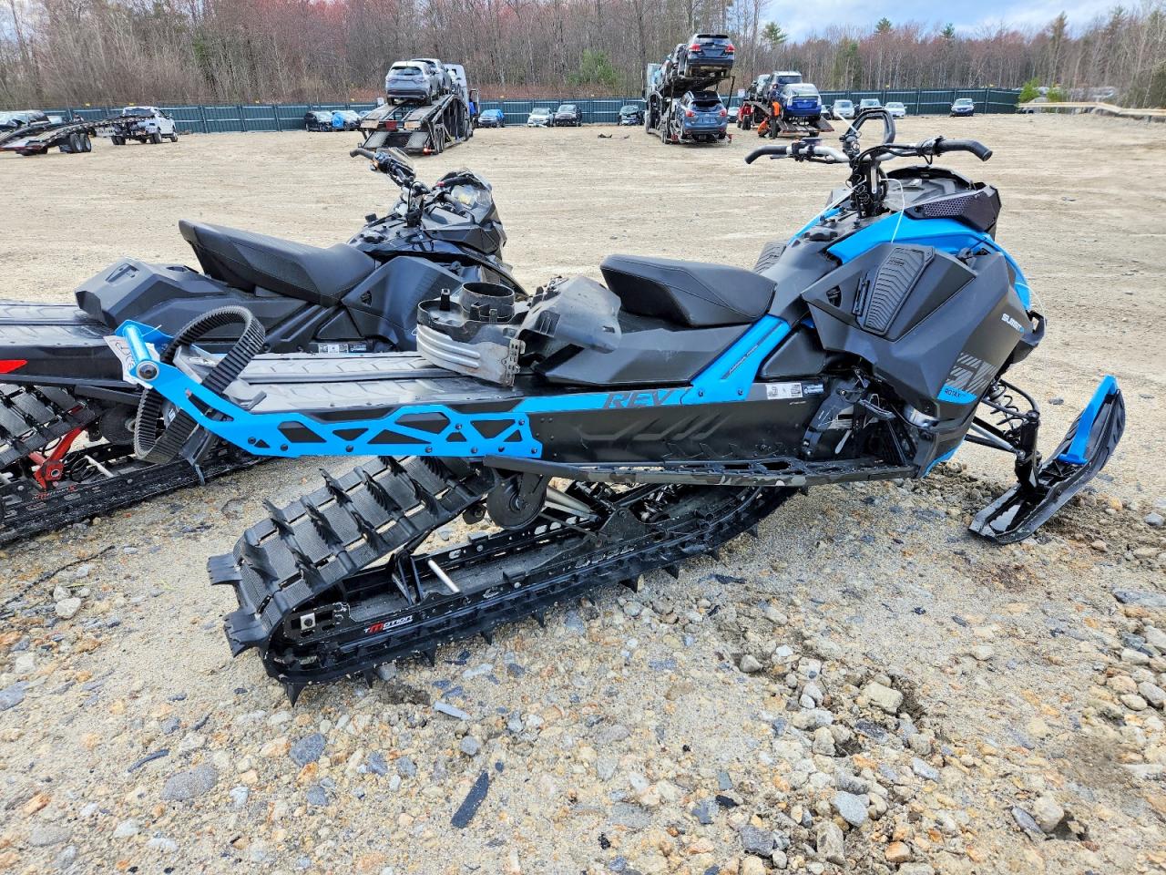 2019 OTHER Summit VIN 2BPSCXKB9KV000022 photo 4