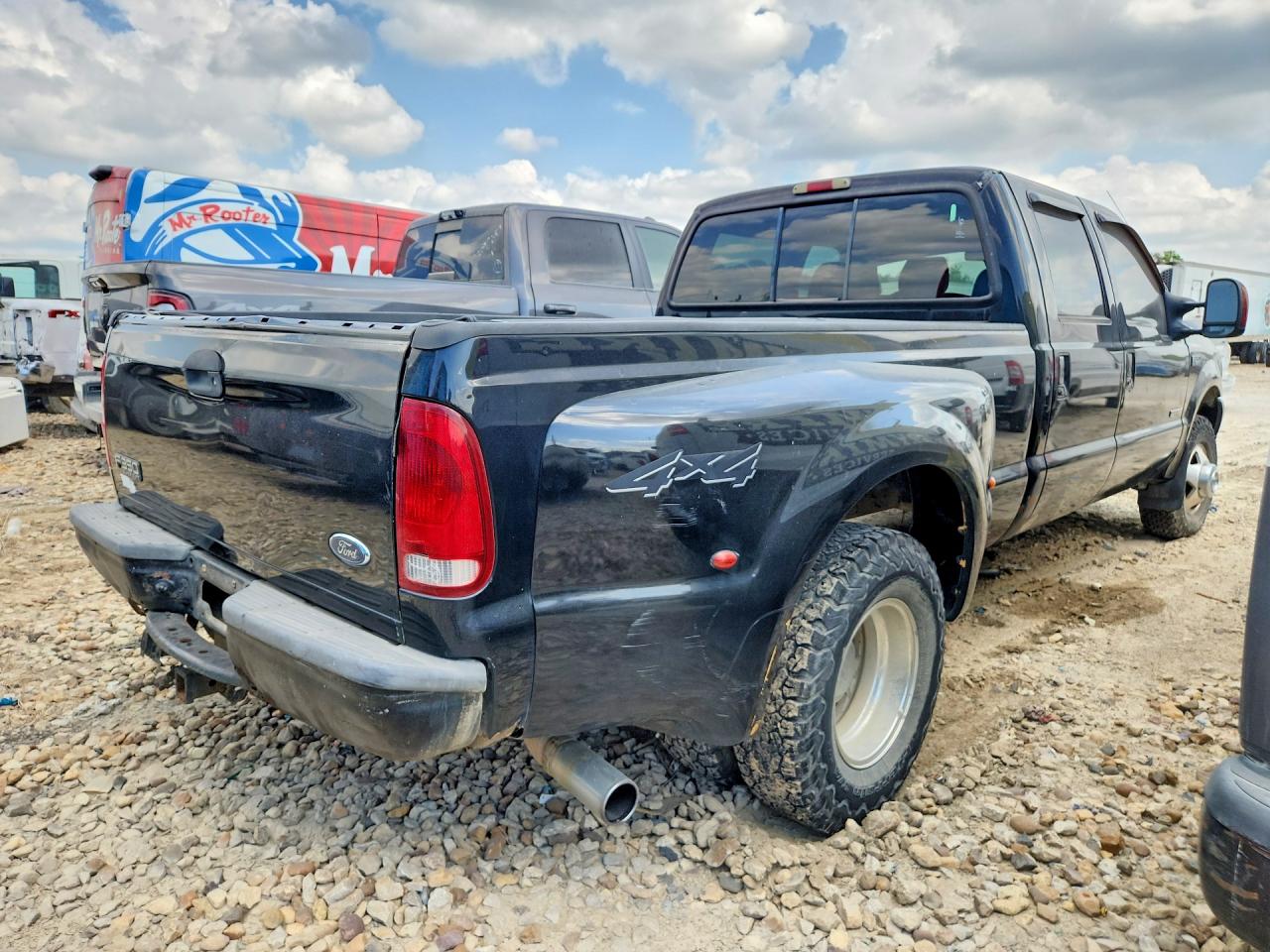 2004 FORD F350 VIN 1FTWW33P84EC94601 photo 3