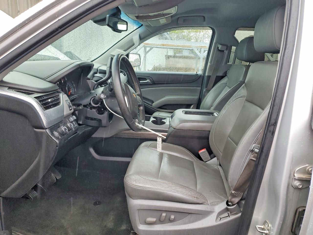 2015 Chevrolet Suburban VIN 1GNSKJKC8FR556990 photo 7