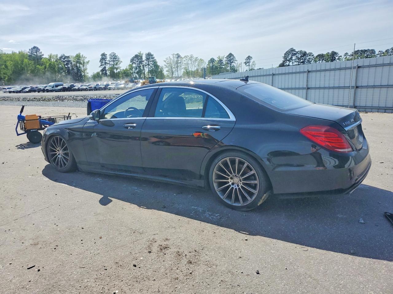 2014 Mercedes-Benz S class VIN WDDUG8CB1EA030544 photo 2