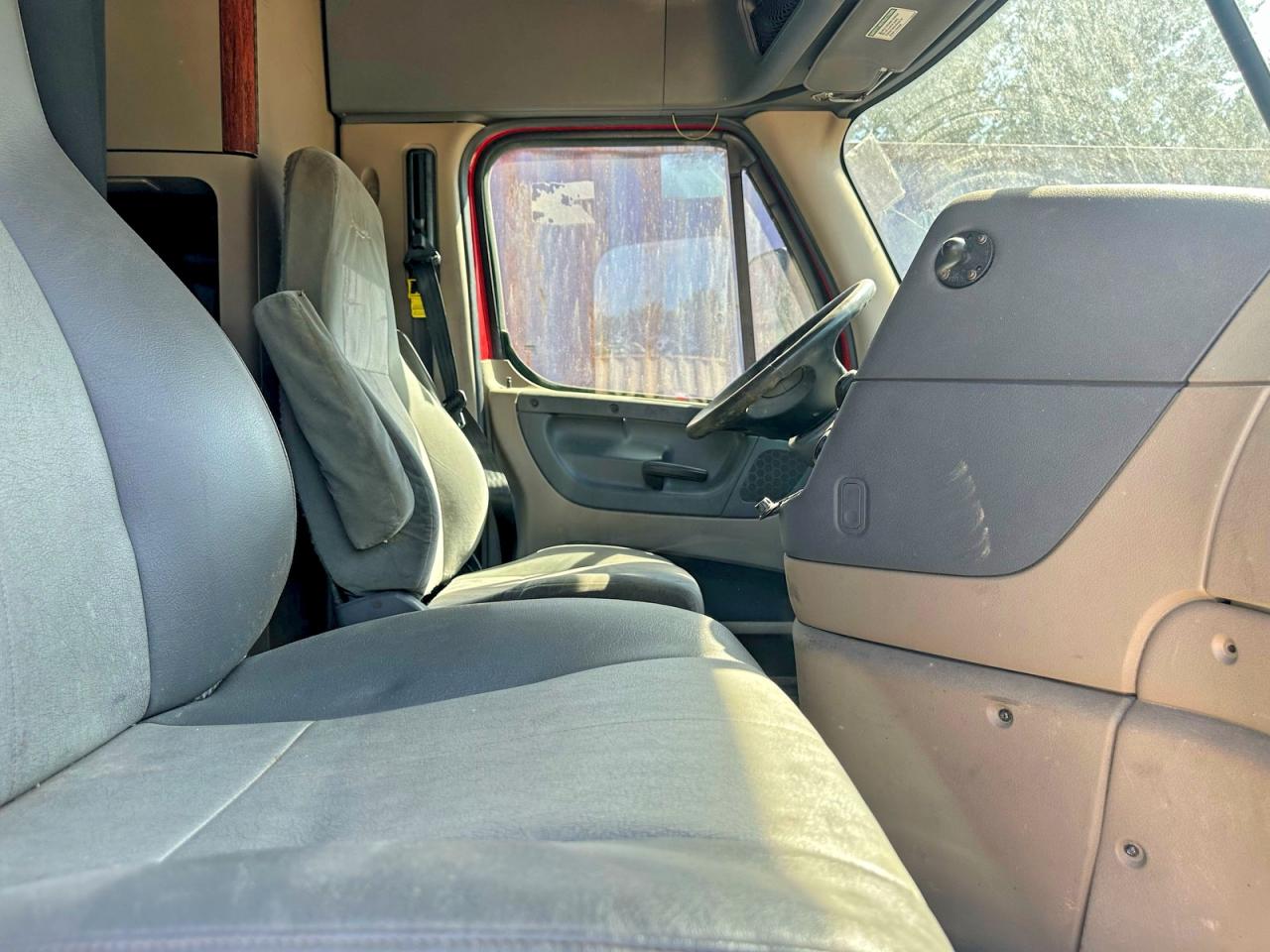 2017 FREIGHTLINER All other VIN 3AKJGLDR2HSHF4212 photo 9