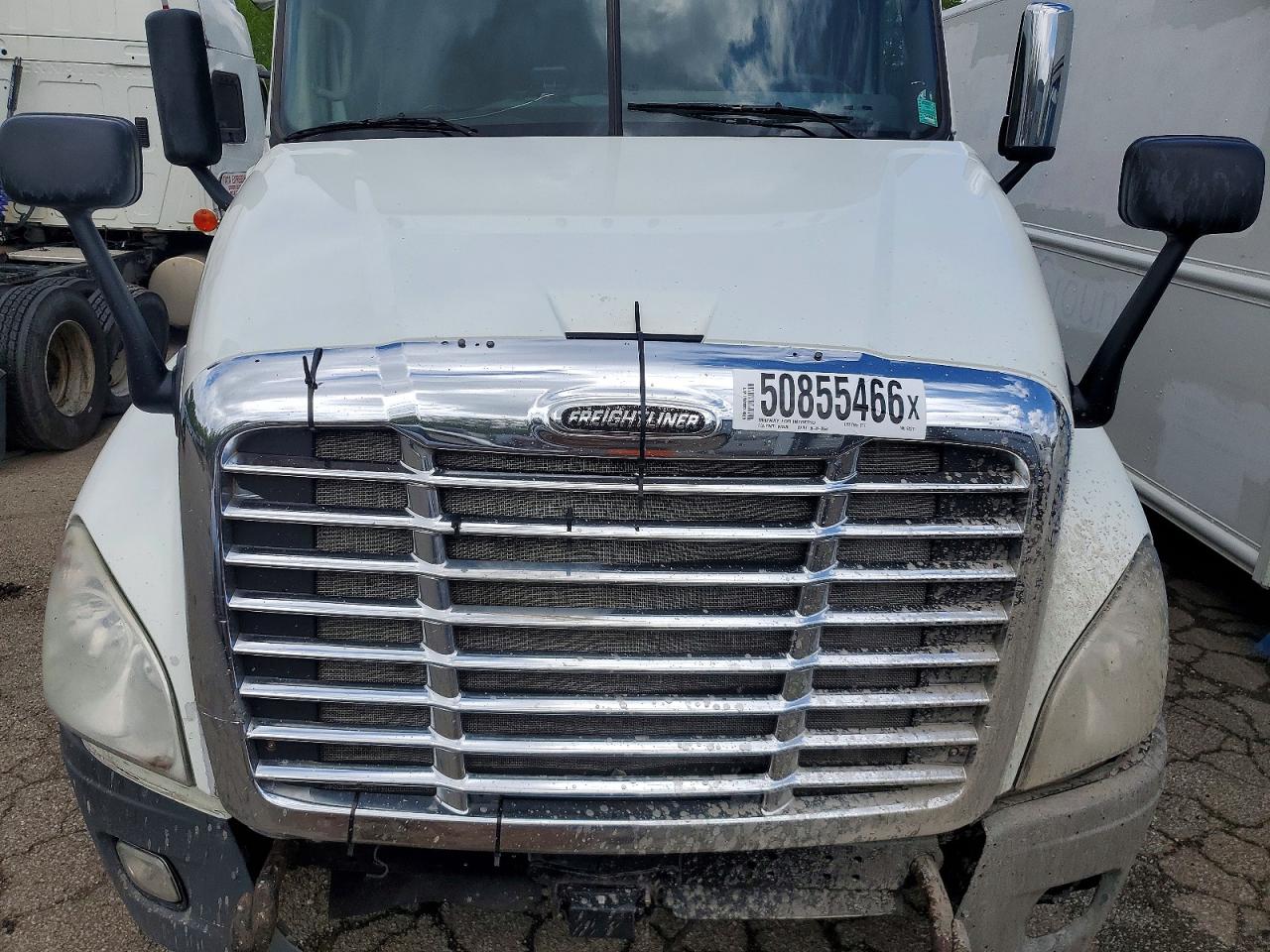 2016 FREIGHTLINER All other VIN 3AKJGLBGXGSGX2717 photo 7