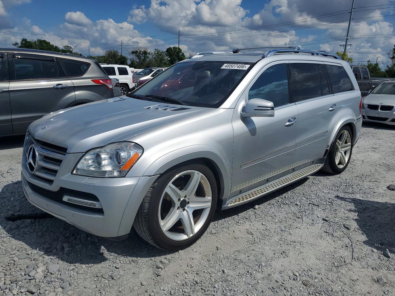 2011 Mercedes-Benz Gl-class VIN 4JGBF8GE1BA742892 photo 1