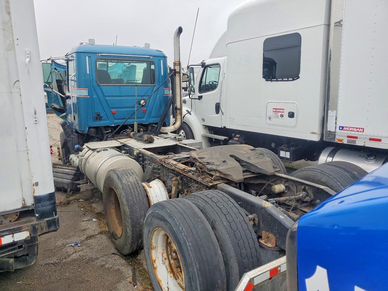 2015 MACK All other VIN 1M1AW02Y3FM051743 photo 3