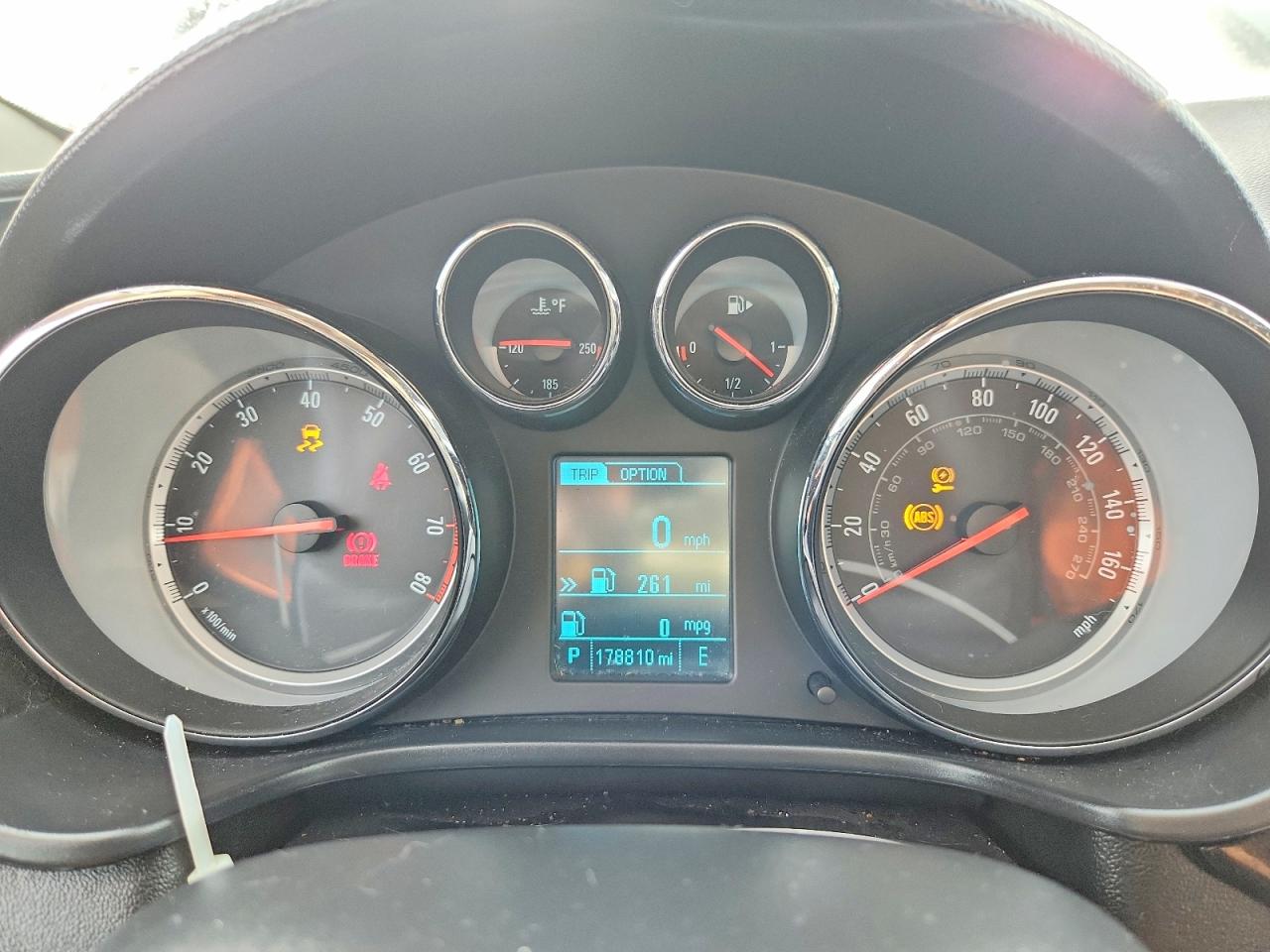 2013 Buick Regal VIN 2G4GV5GV2D9161147 photo 9