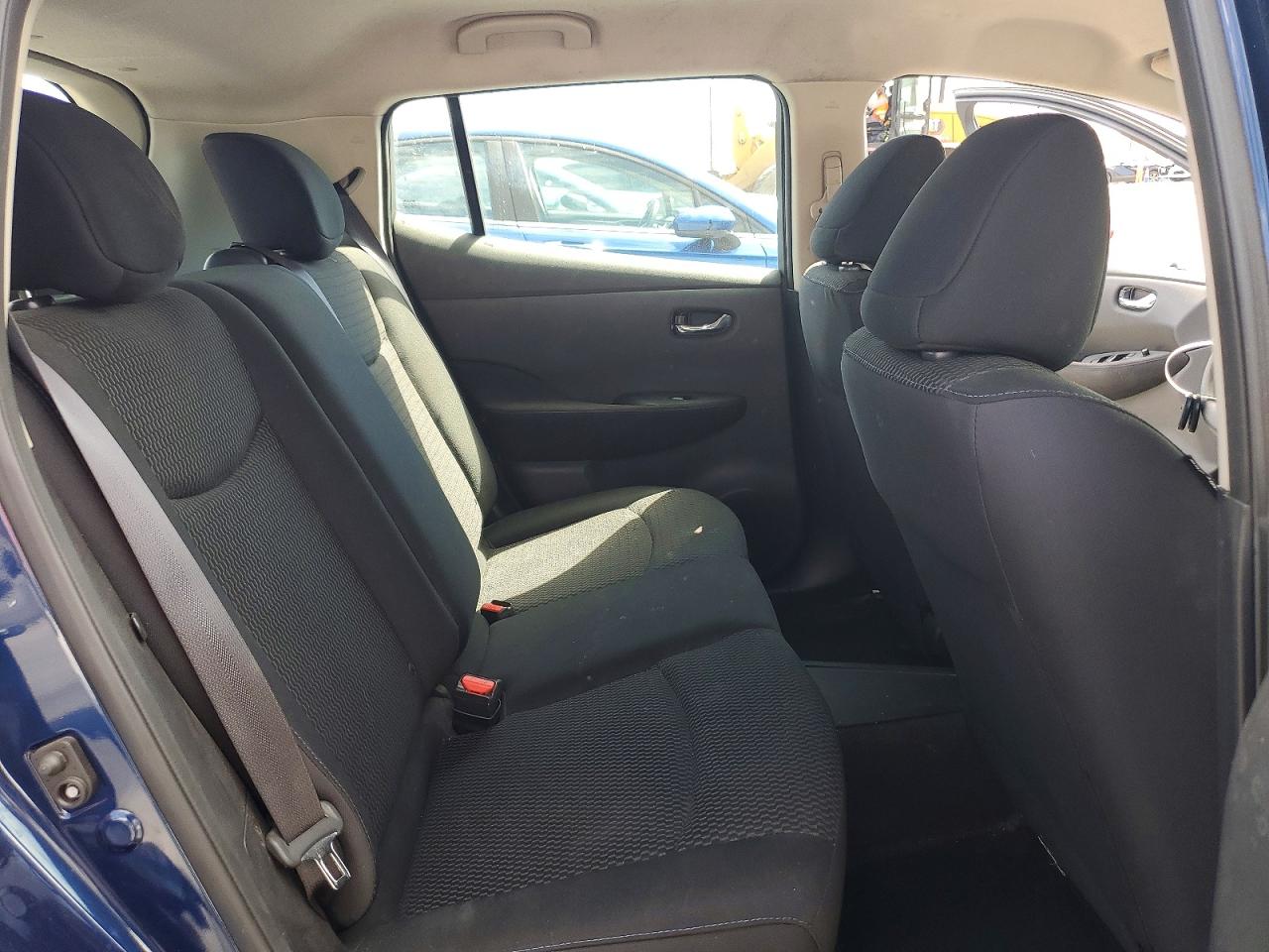 2017 Nissan Leaf VIN 1N4BZ0CP6HC303792 photo 10