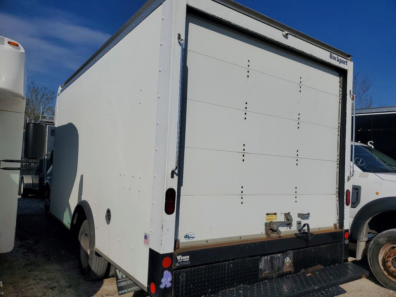 2021 Chevrolet Express VIN 1HA3GSC7XMN007569 photo 3