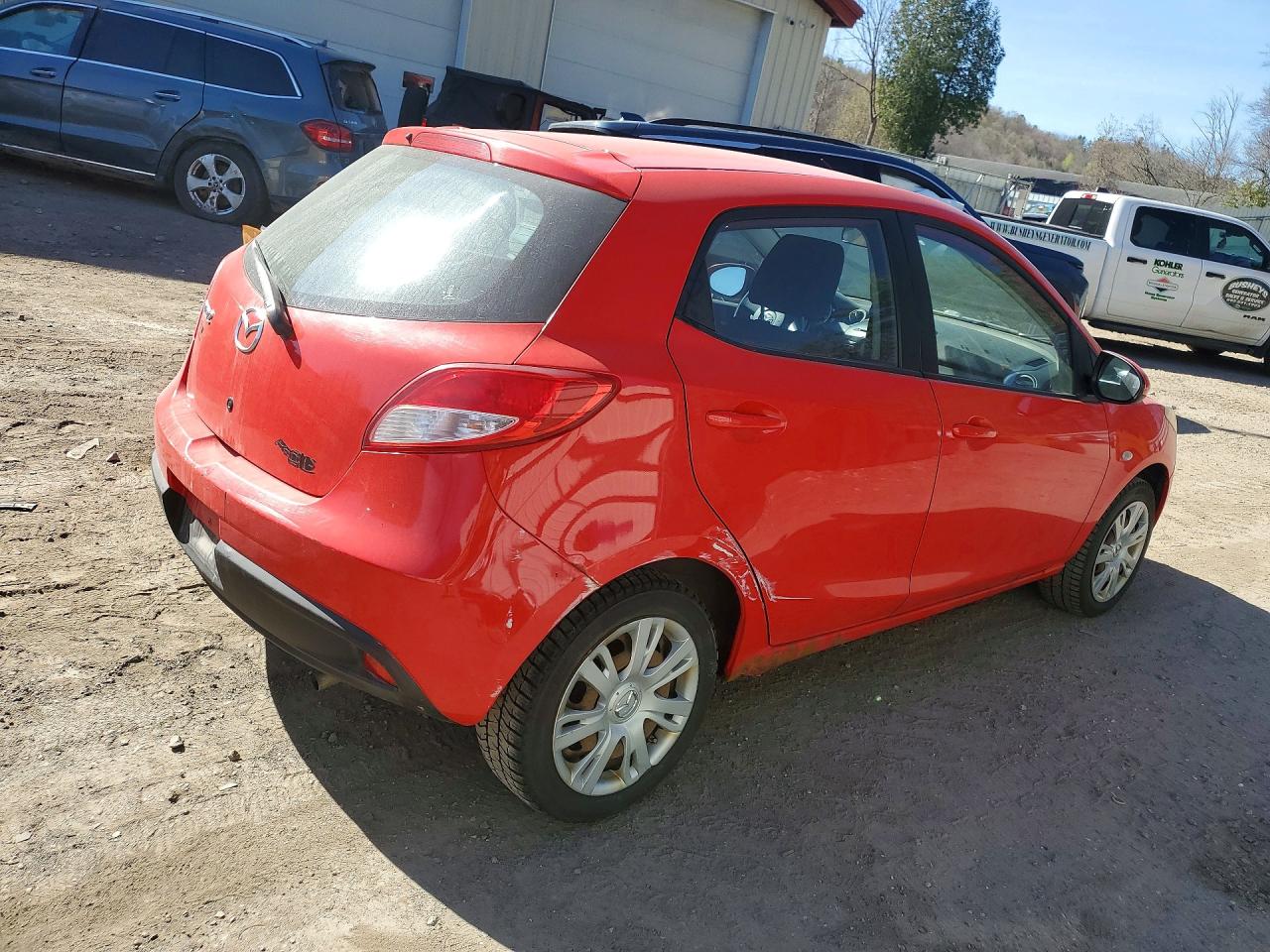 2012 Mazda 2 VIN JM1DE1KZ1C0132869 photo 3